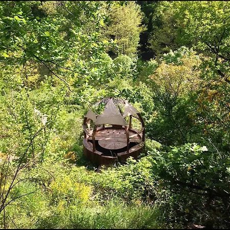 לינה וארוחת בוקר Malrieu Le Fel